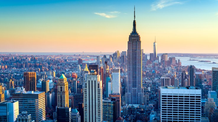 Looking over Manhattan towards the Empire State Building in New York City, USA.